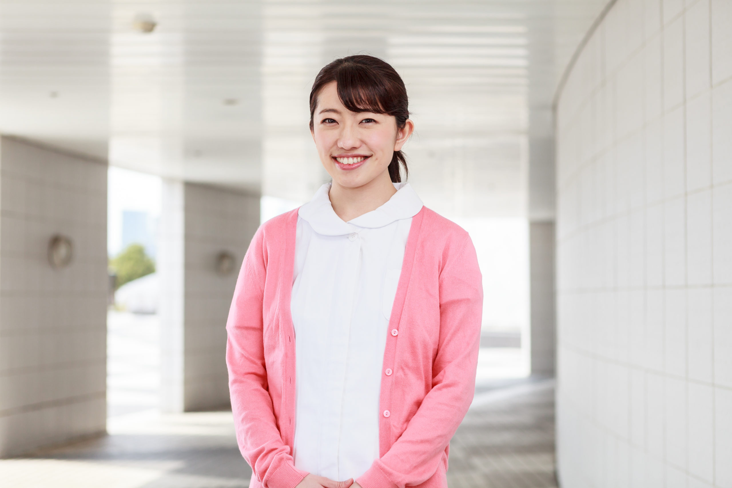 クリニック総合外来の正看護師日勤のみ/賞与4ケ月分の業務